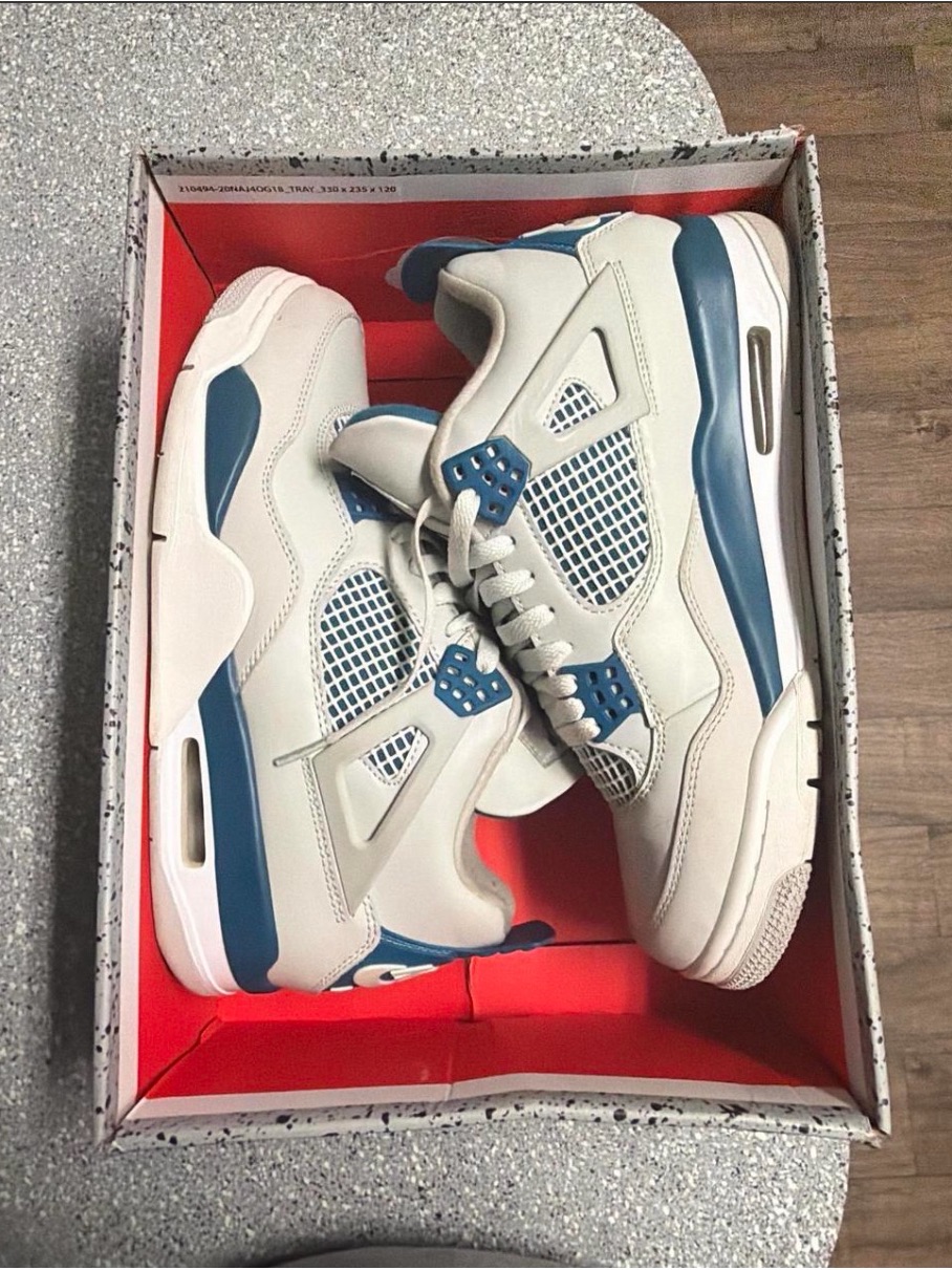 Jordan OffWhiteMilitary Blue Air Jordan 4 Retro
